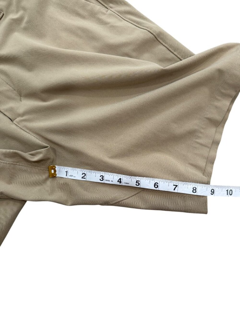 Lululemon Mens Size 30 Shorts Commission Classic Fit 9" Zip-Pocket Khaki LM7AAOS - Picture 5 of 7